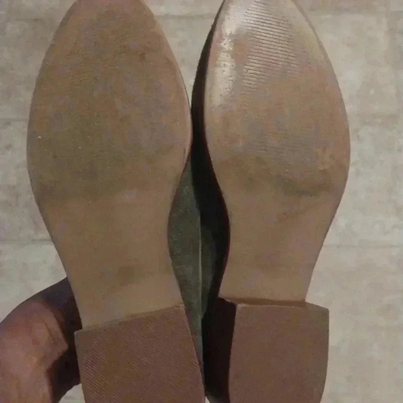 Steve Madden Lancaster Gray Sueded, Leather Upper, Slip On Stacked Heel Boots, 7 - Picture 6 of 6